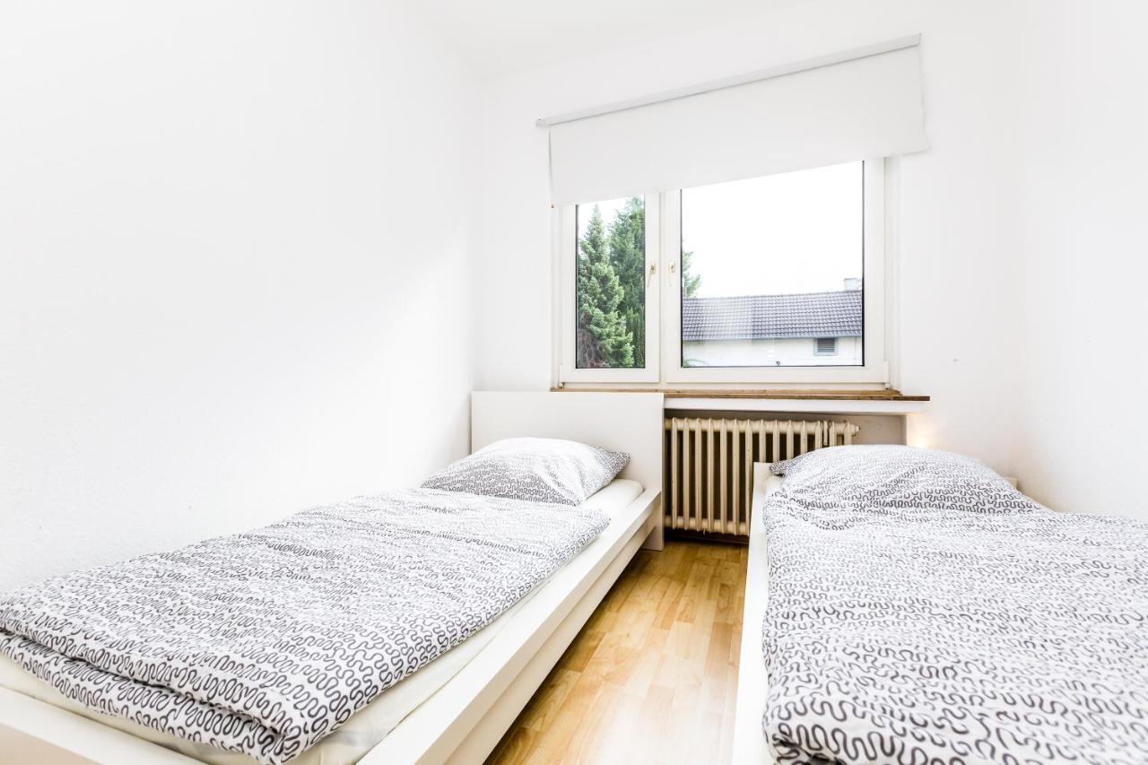 Apartment Köln Weidenpesch Zimmer foto